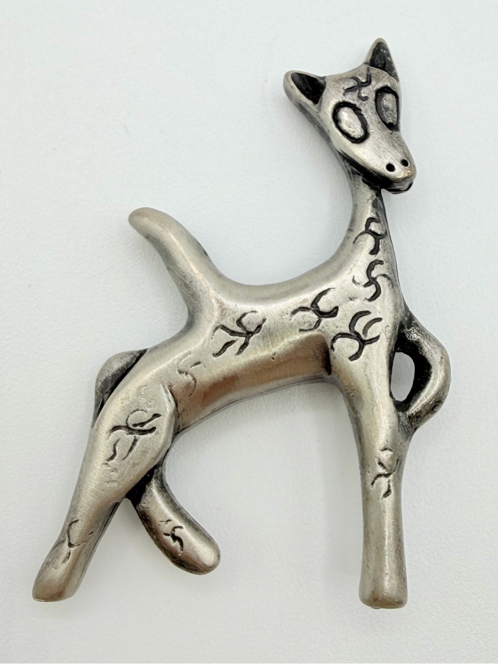 Vintage MAGIC Mystical Creature Brooch – Silver-Tone Fantasy Pin